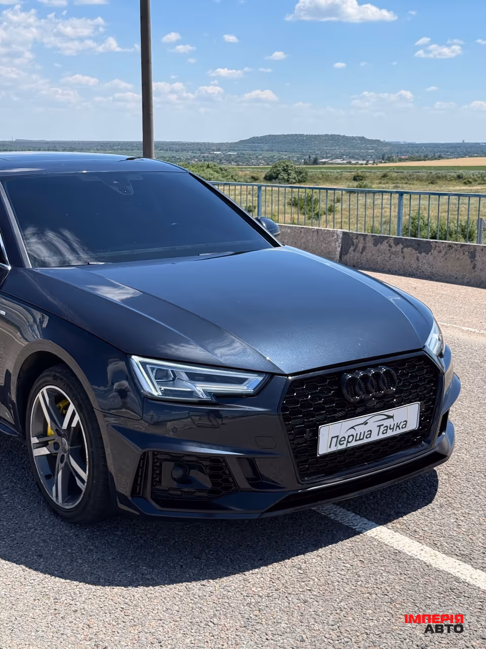 Audi A4 - фото 9