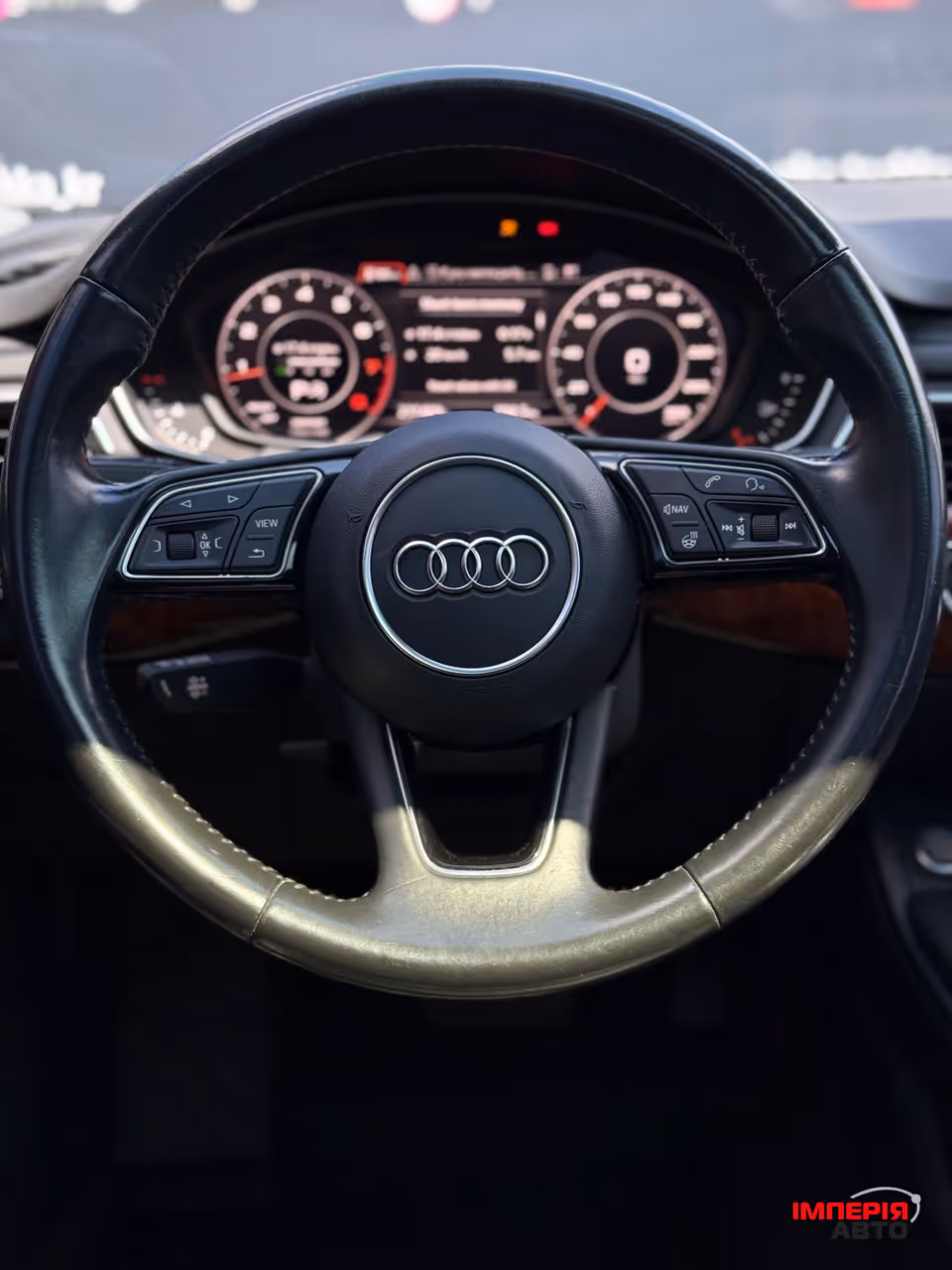 Audi A4 - фото 16
