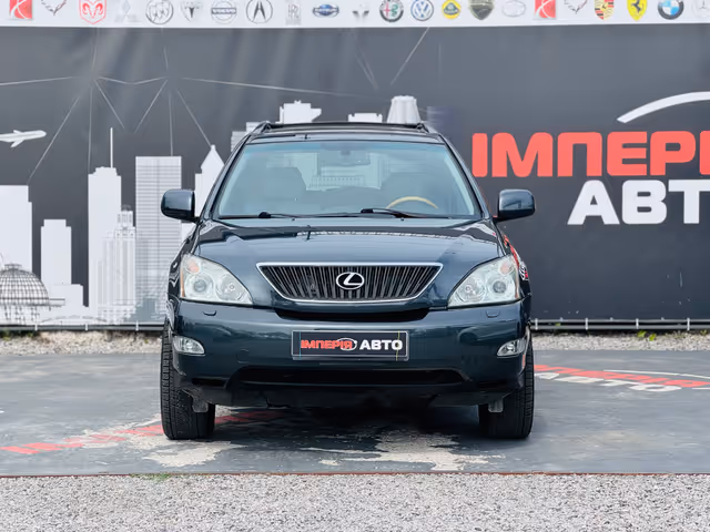 Lexus RX - фото 1