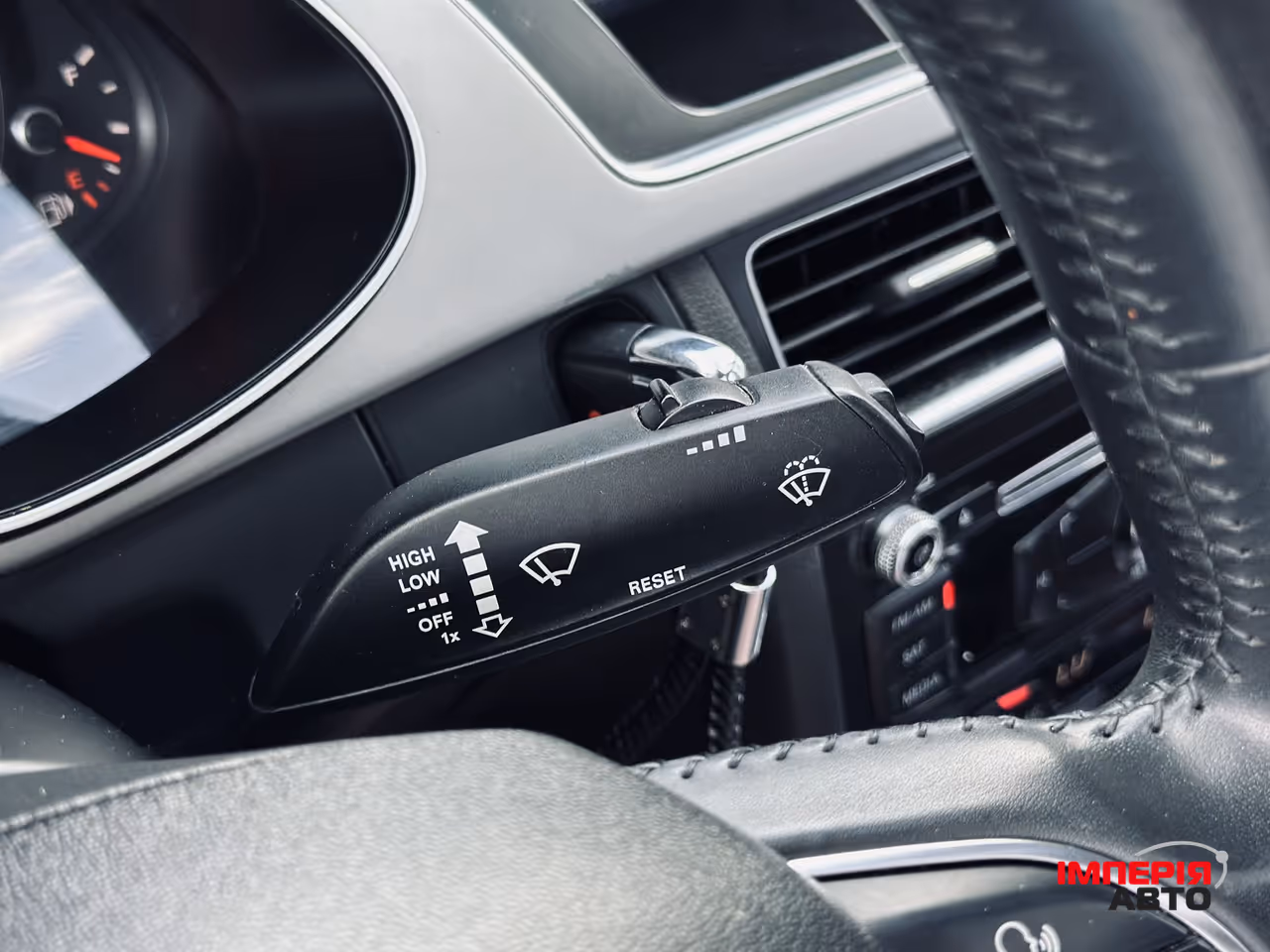 Audi A4 - фото 43