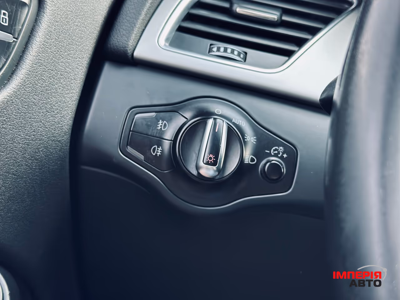 Audi A4 - фото 41