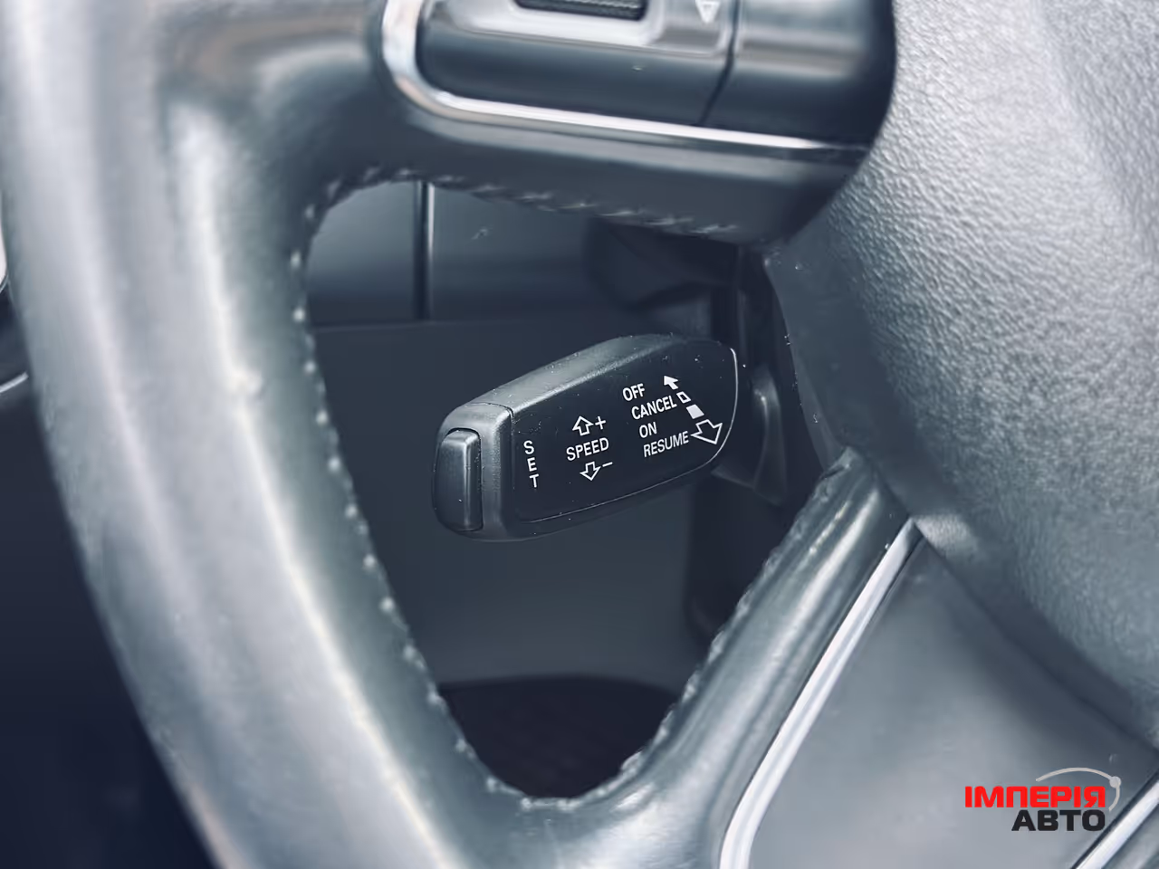 Audi A4 - фото 40