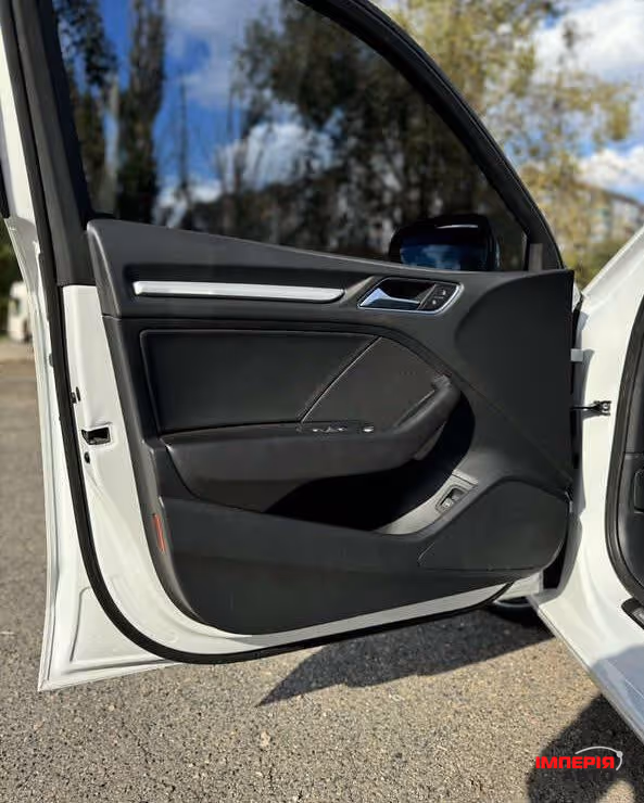 Audi A3 - фото 7