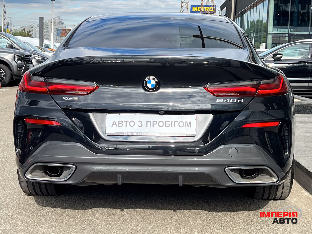 BMW 8 серії - фото 7