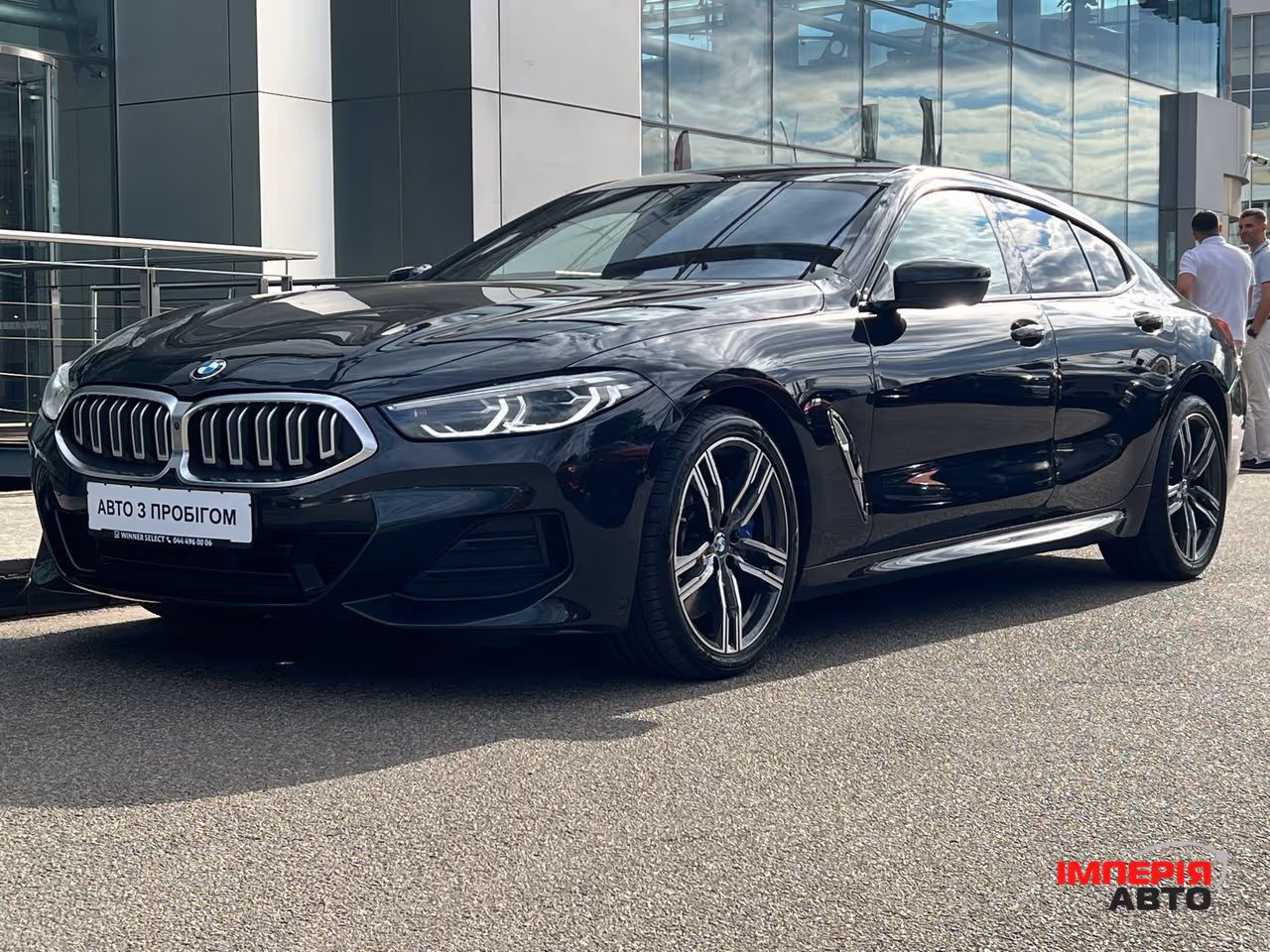 BMW 8 серії - фото 3