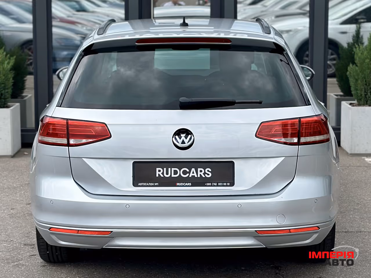 Volkswagen Passat - фото 5