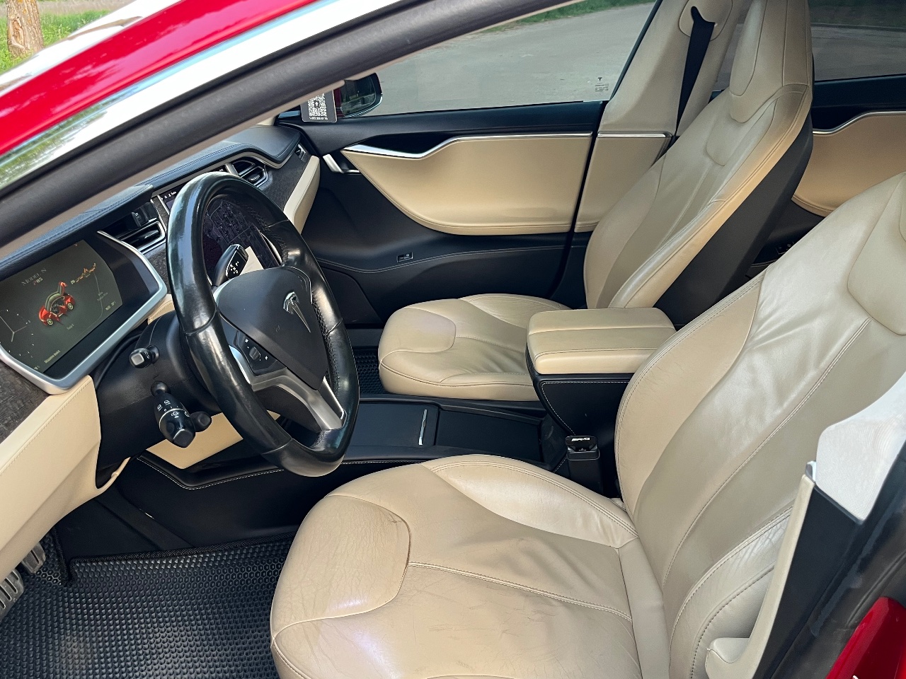 Tesla Model S - фото 8