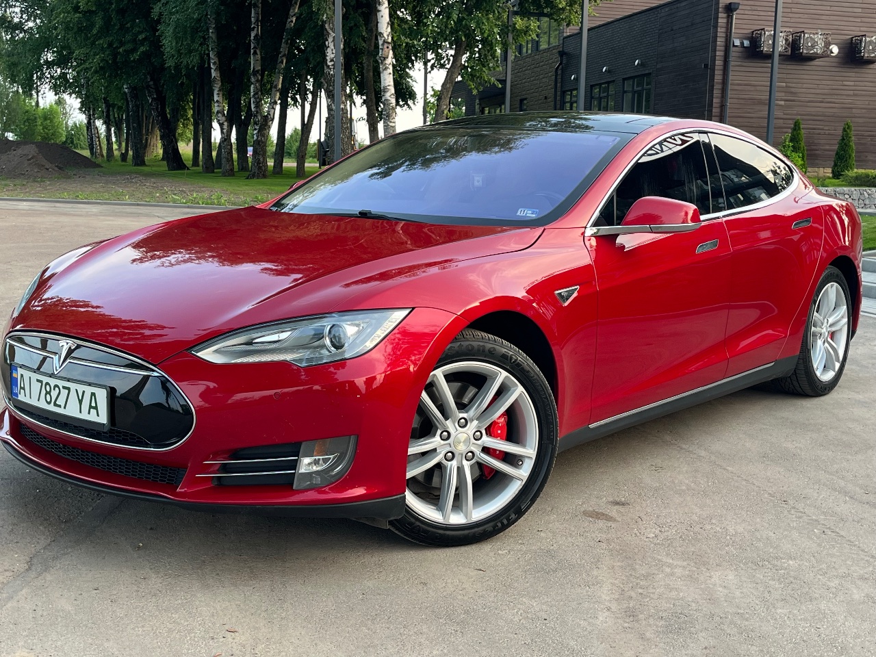 Tesla Model S - фото 14