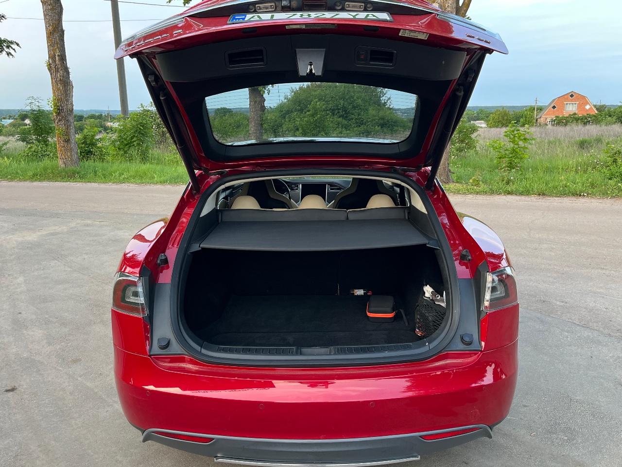 Tesla Model S - фото 22
