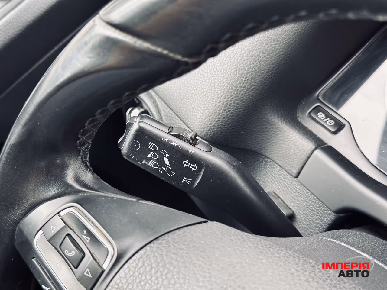 Volkswagen Tiguan - фото 34