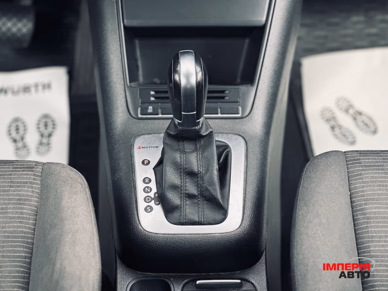 Volkswagen Tiguan - фото 26