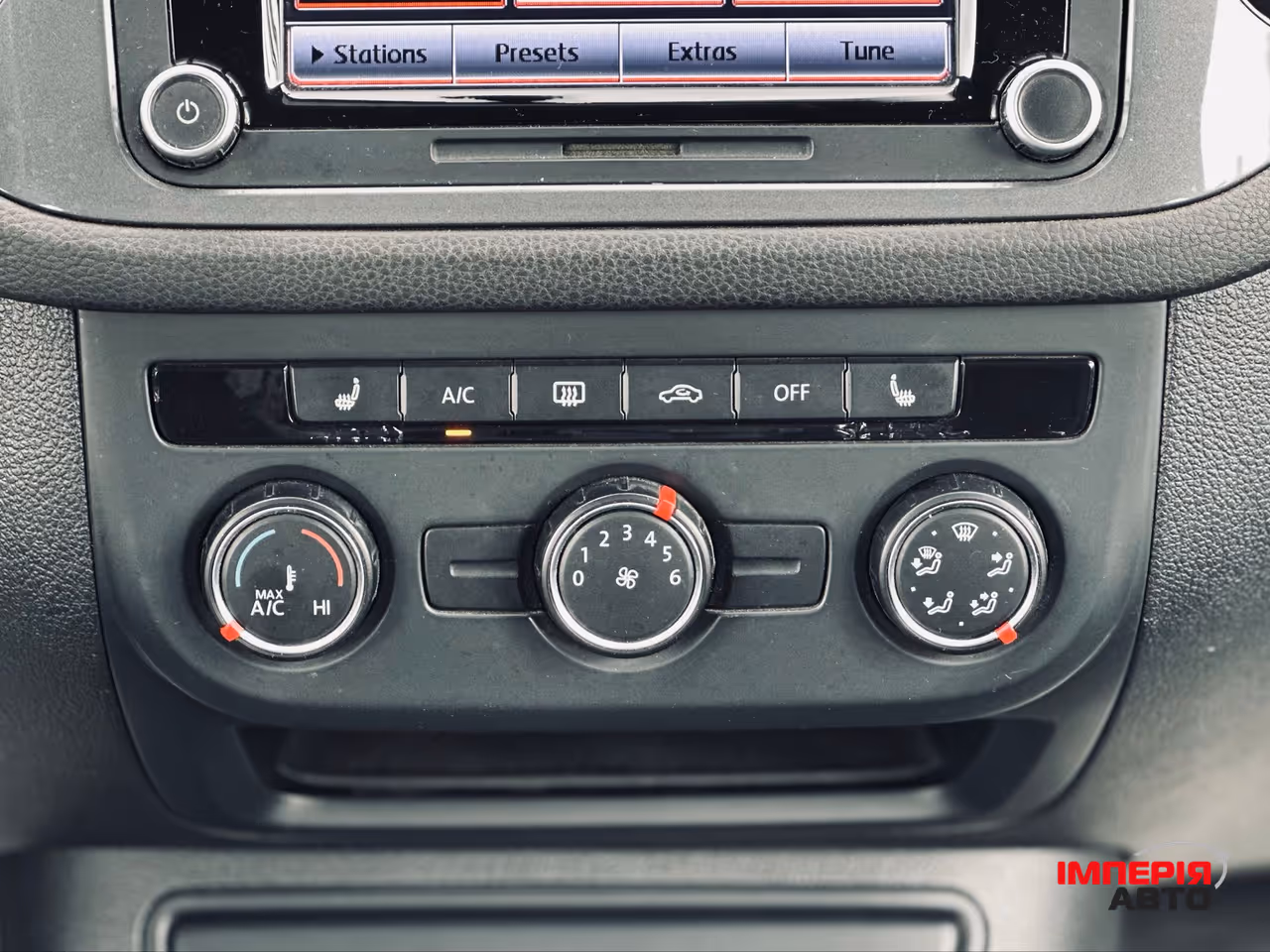 Volkswagen Tiguan - фото 25