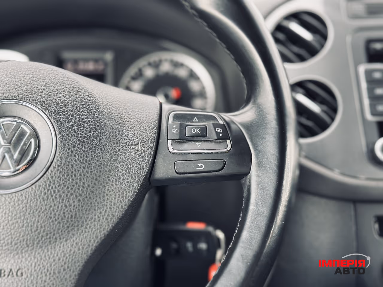 Volkswagen Tiguan - фото 31