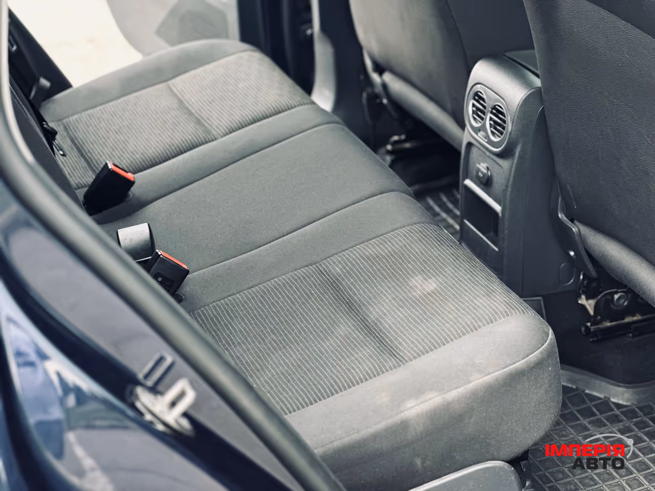 Volkswagen Tiguan - фото 13