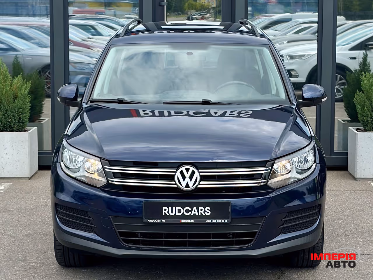 Volkswagen Tiguan - фото 2