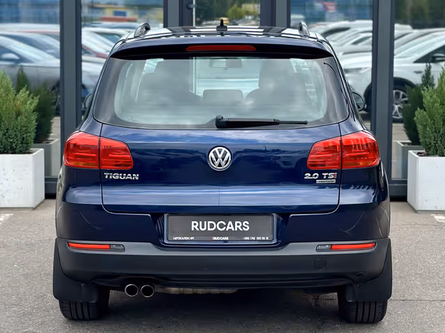 Volkswagen Tiguan - фото 5