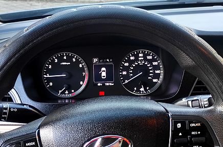 Hyundai Sonata - фото 1