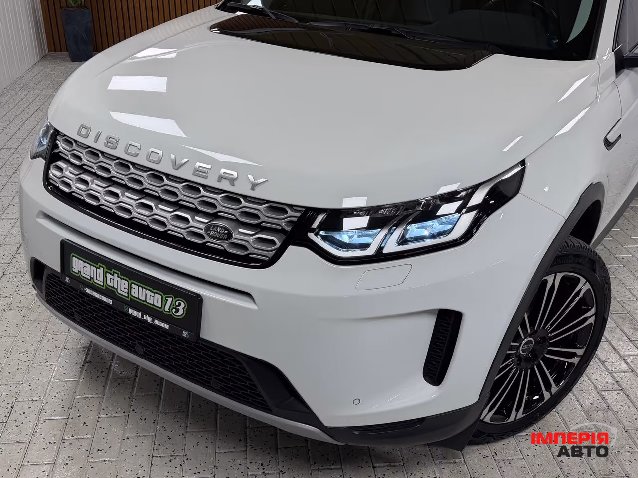Land Rover Discovery Sport - фото 11