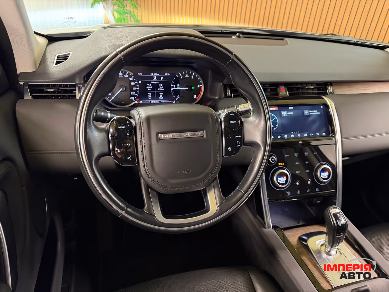 Land Rover Discovery Sport - фото 32