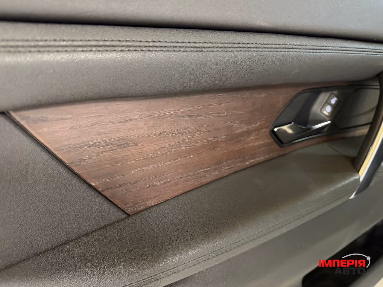 Land Rover Discovery Sport - фото 12