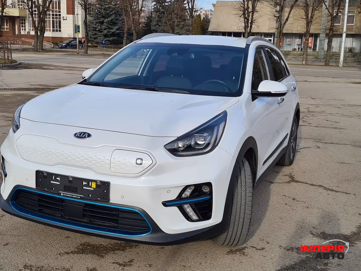 Kia Niro - фото 1