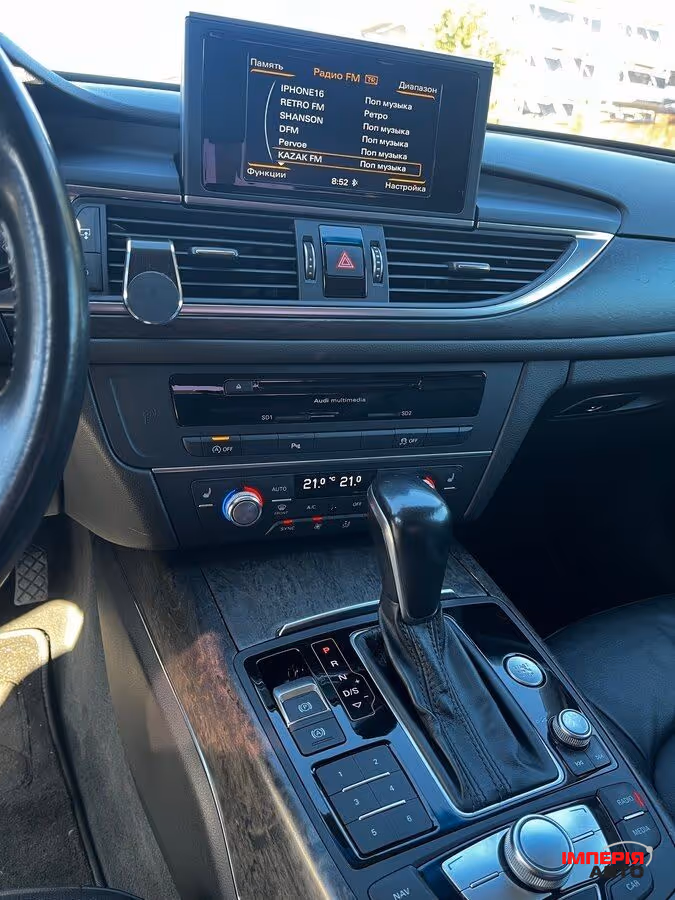 Audi A6 - фото 10
