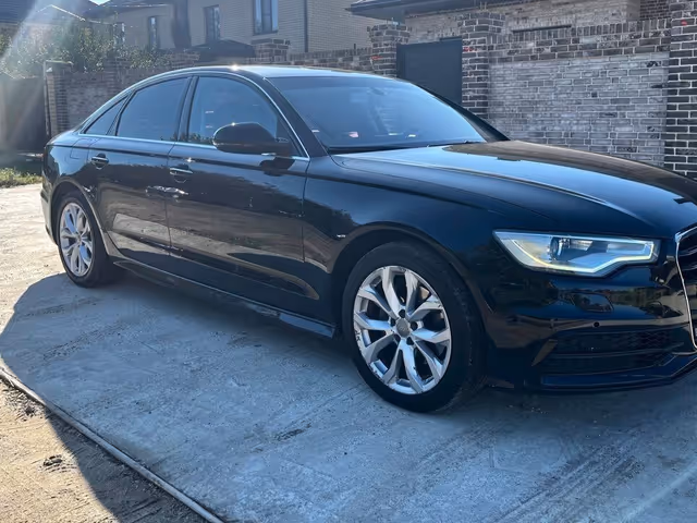 Audi A6 - фото 1