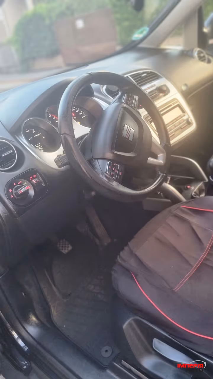 SEAT Altea XL - фото 9