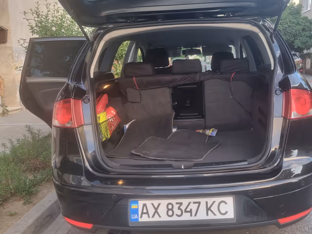 SEAT Altea XL - фото 4