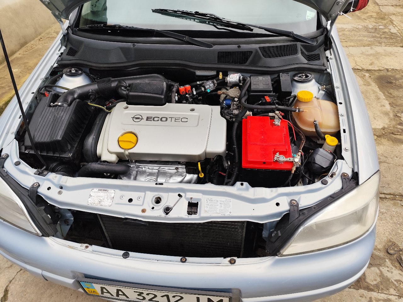 Opel Astra - фото 9