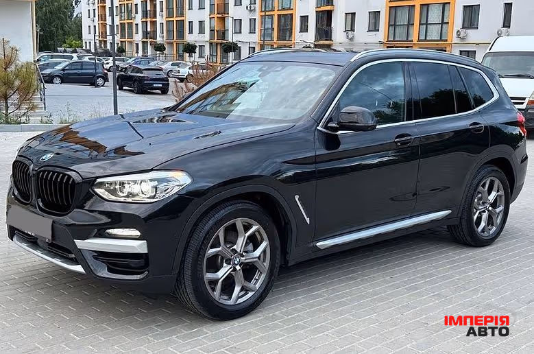 BMW X3 - фото 1