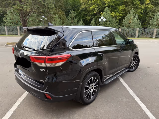 Toyota Highlander - фото 5