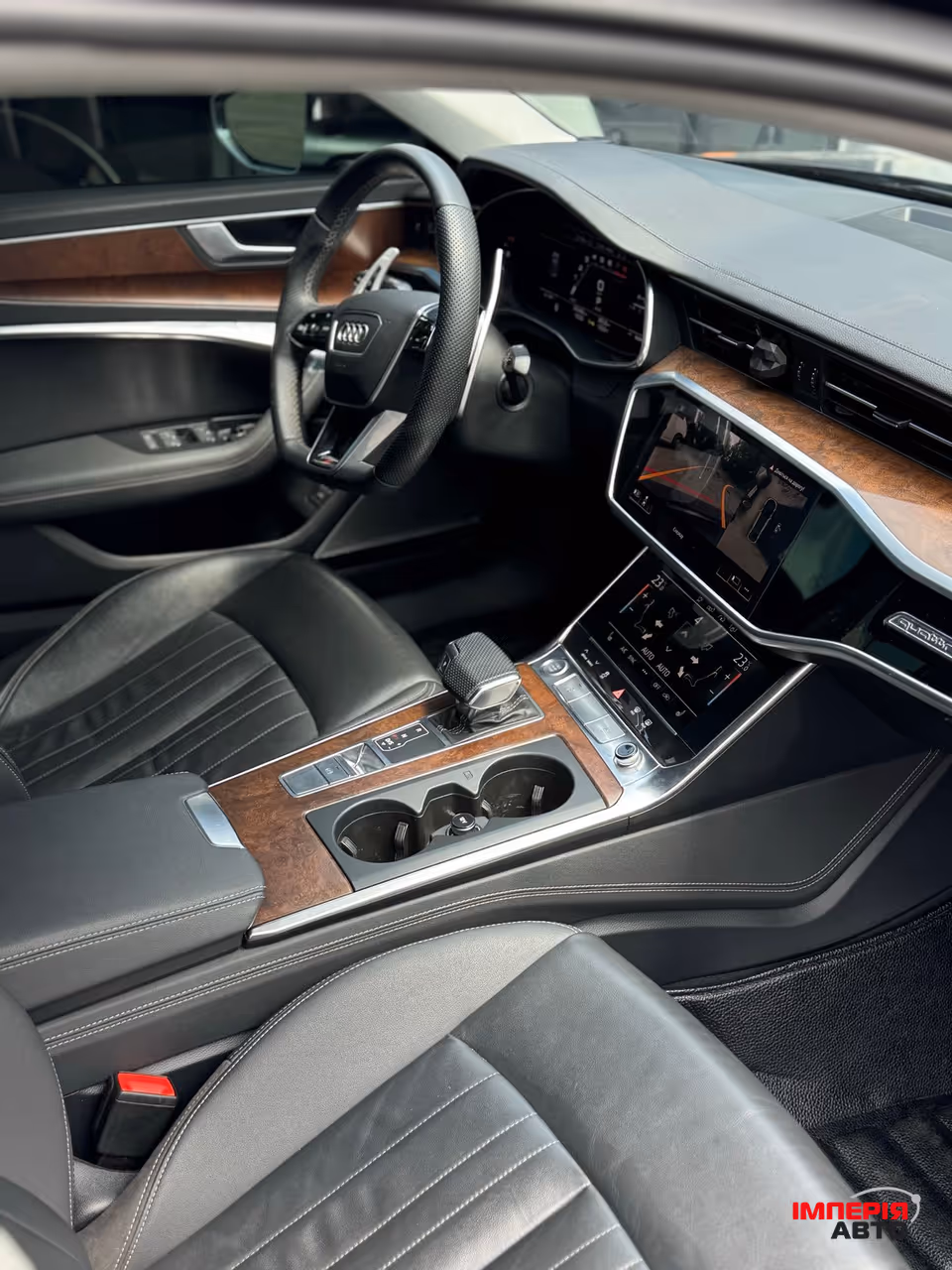 Audi A6 - фото 6