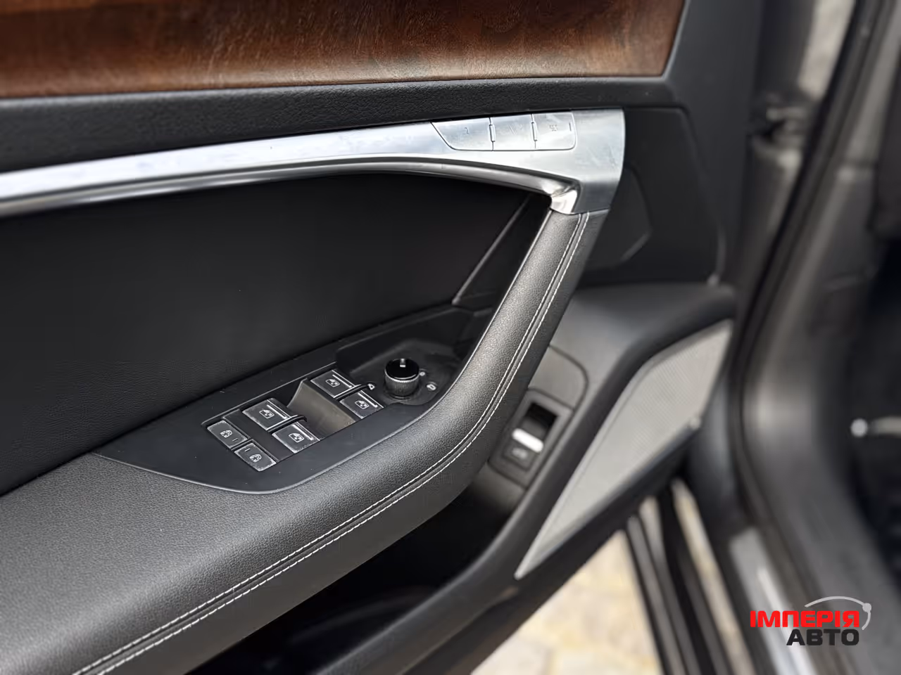 Audi A6 - фото 32