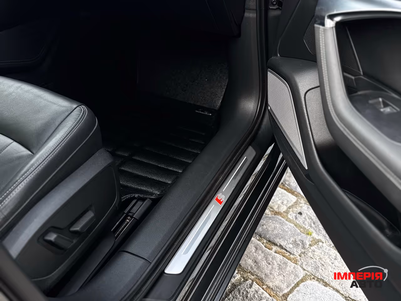 Audi A6 - фото 31