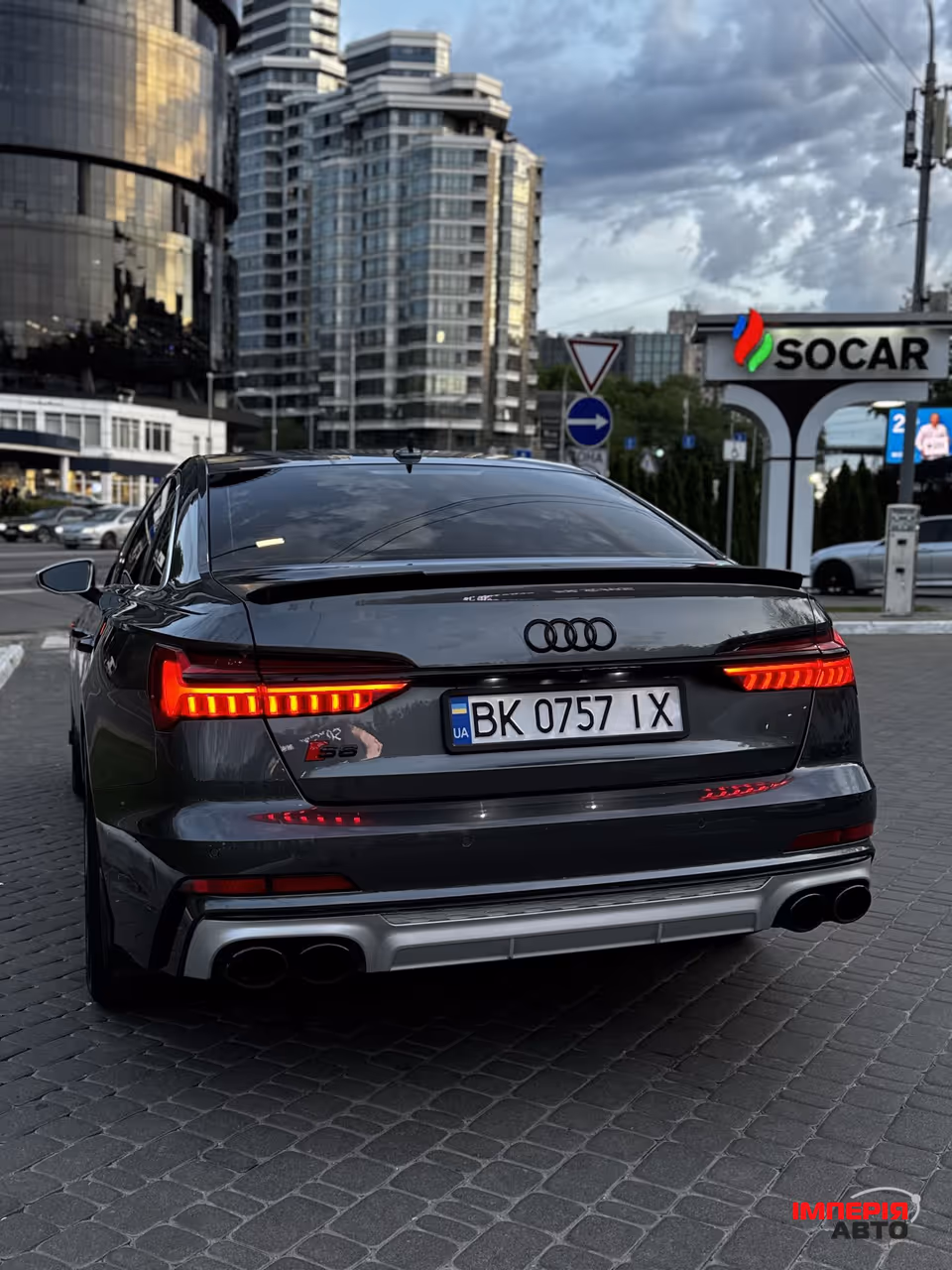 Audi A6 - фото 12