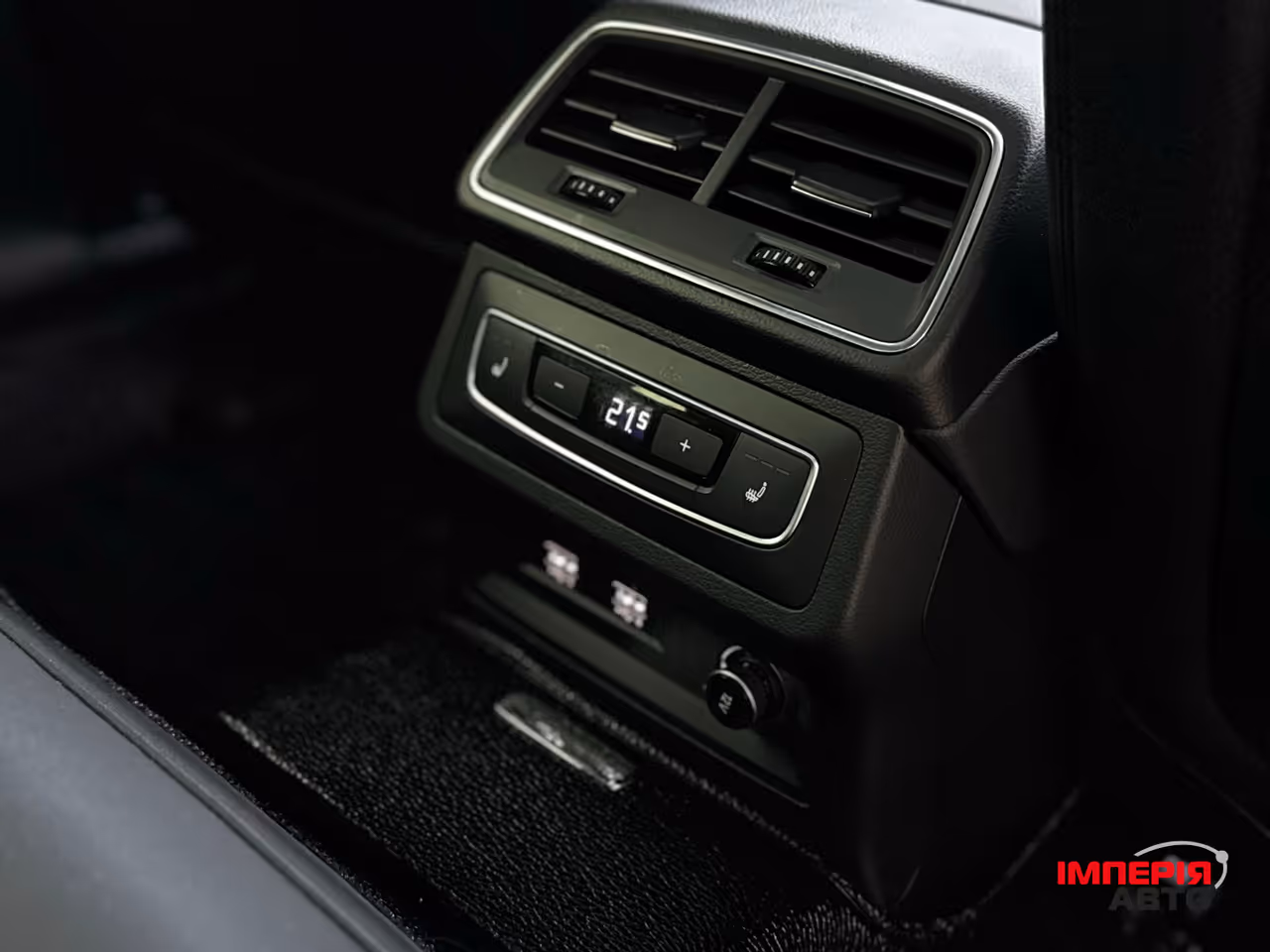 Audi A6 - фото 22