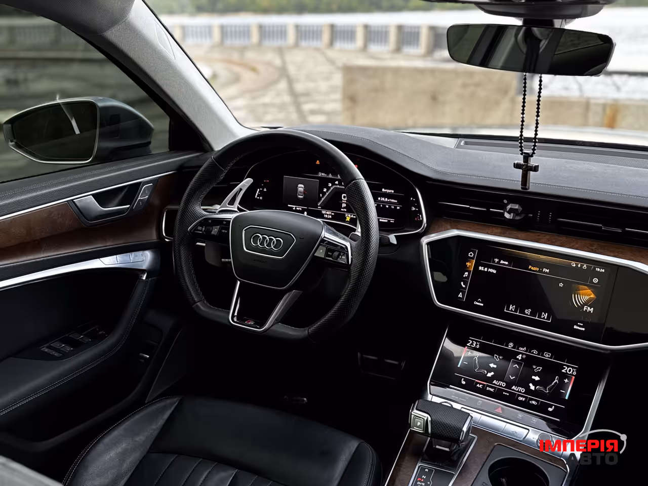 Audi A6 - фото 24