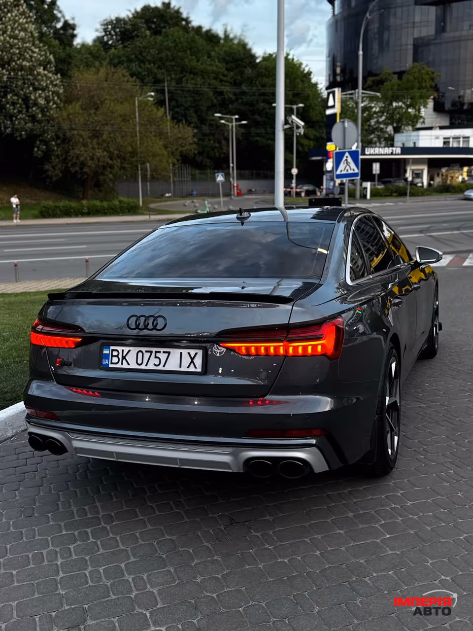 Audi A6 - фото 10