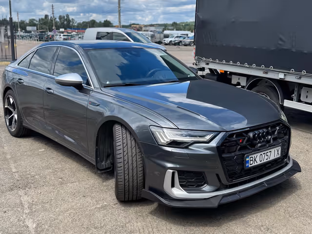 Audi A6 - фото 3