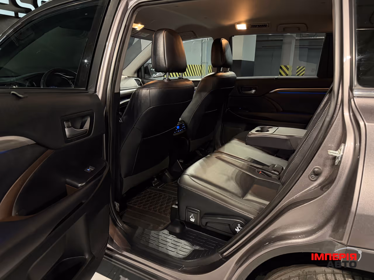 Toyota Highlander - фото 19