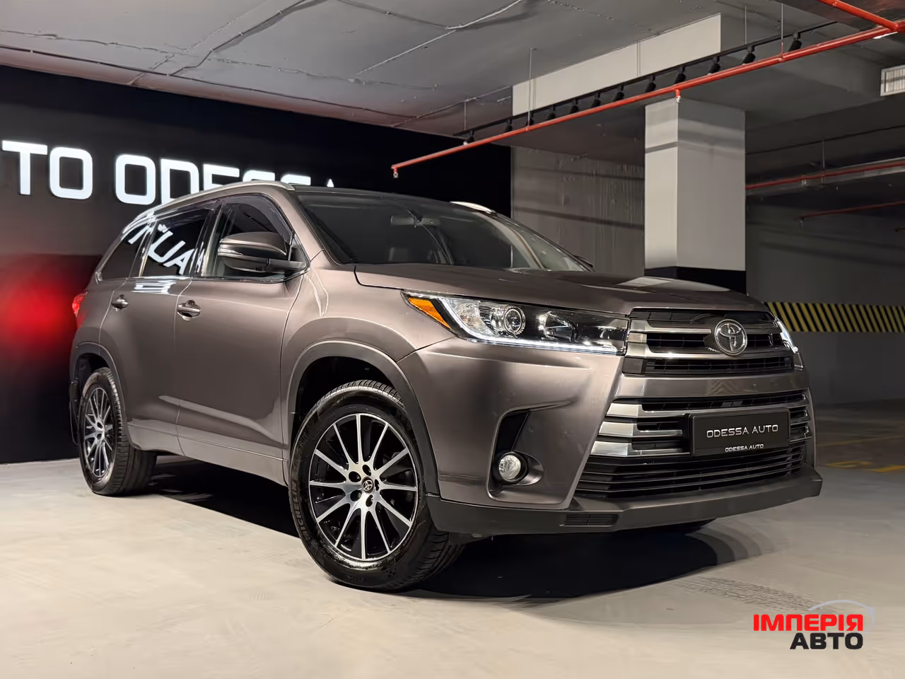 Toyota Highlander - фото 4
