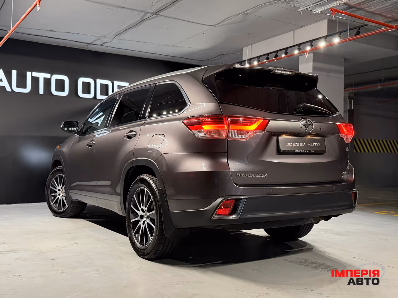 Toyota Highlander - фото 10