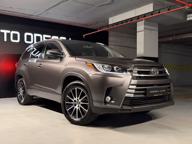 Toyota Highlander - фото 4
