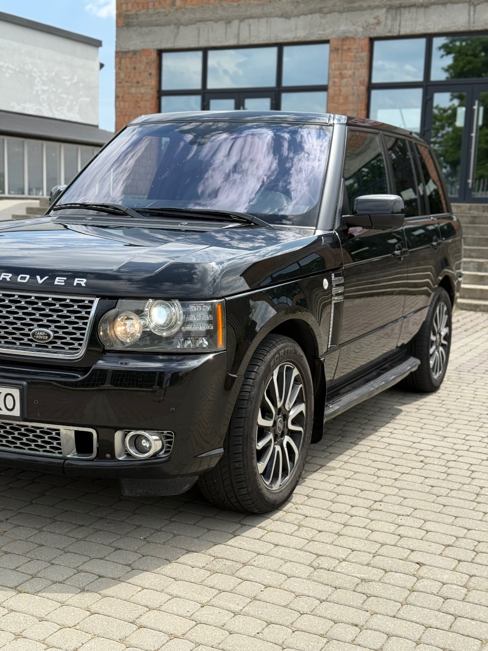 Land Rover Range Rover - фото 1