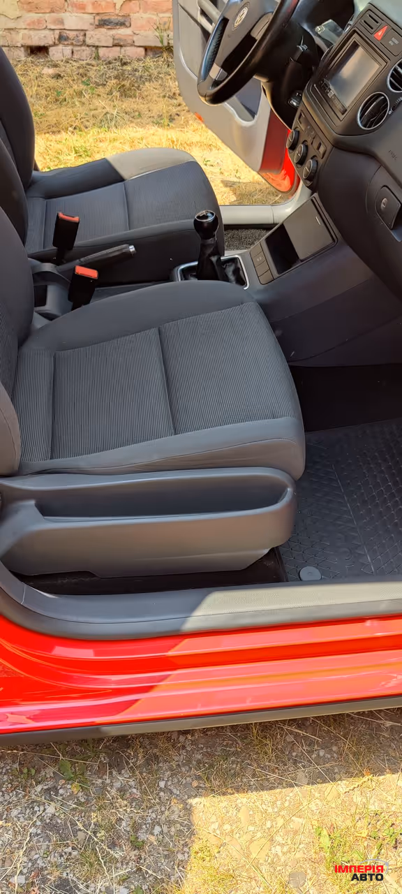 Volkswagen Golf Plus - фото 8
