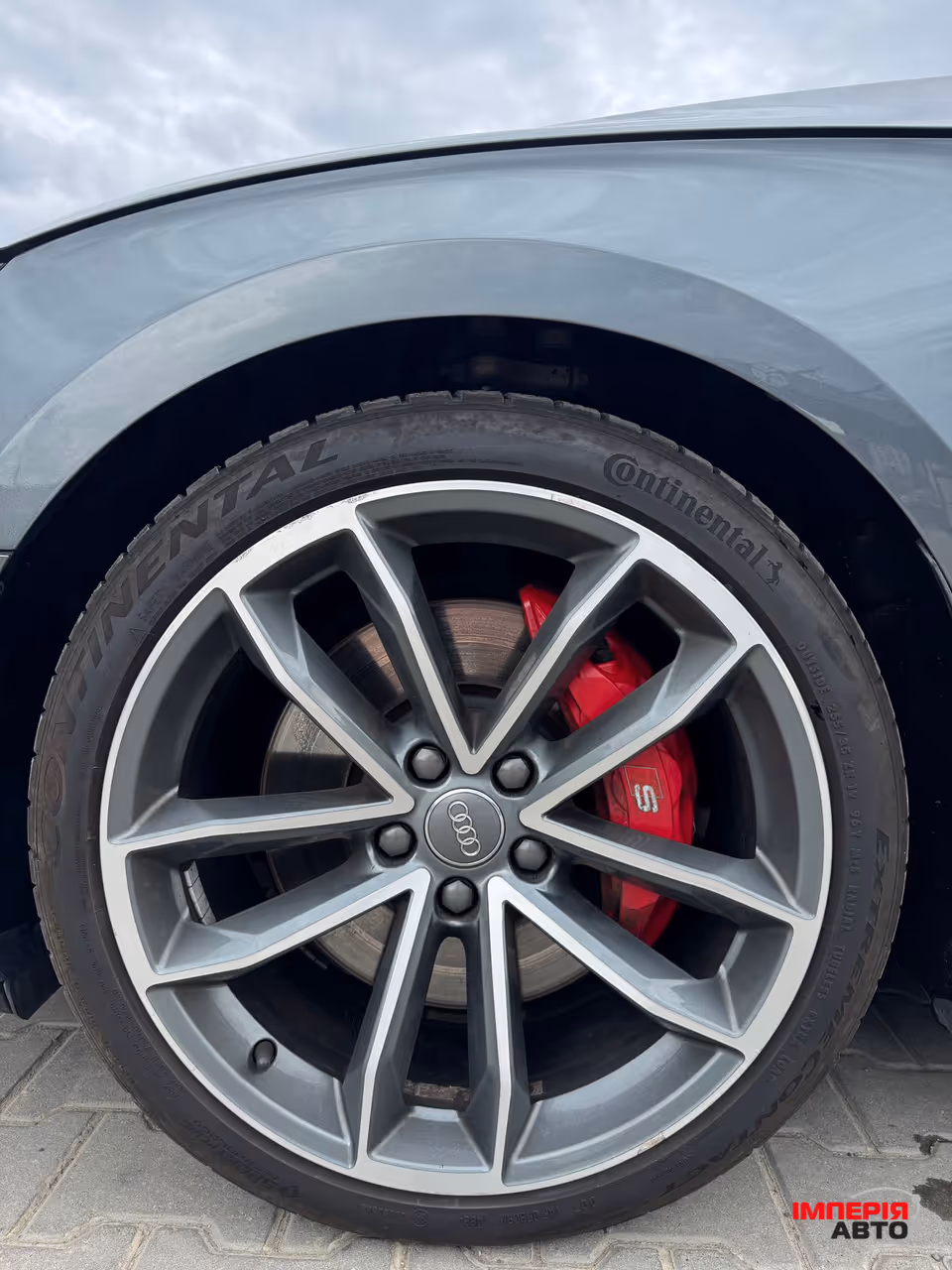 Audi S5 - фото 8