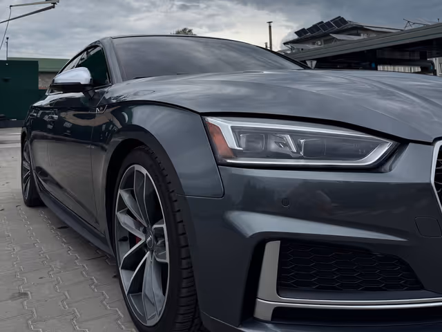 Audi S5 - фото 5