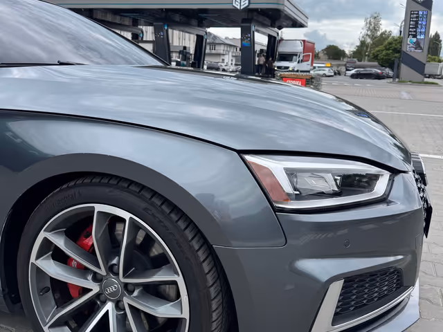 Audi S5 - фото 4
