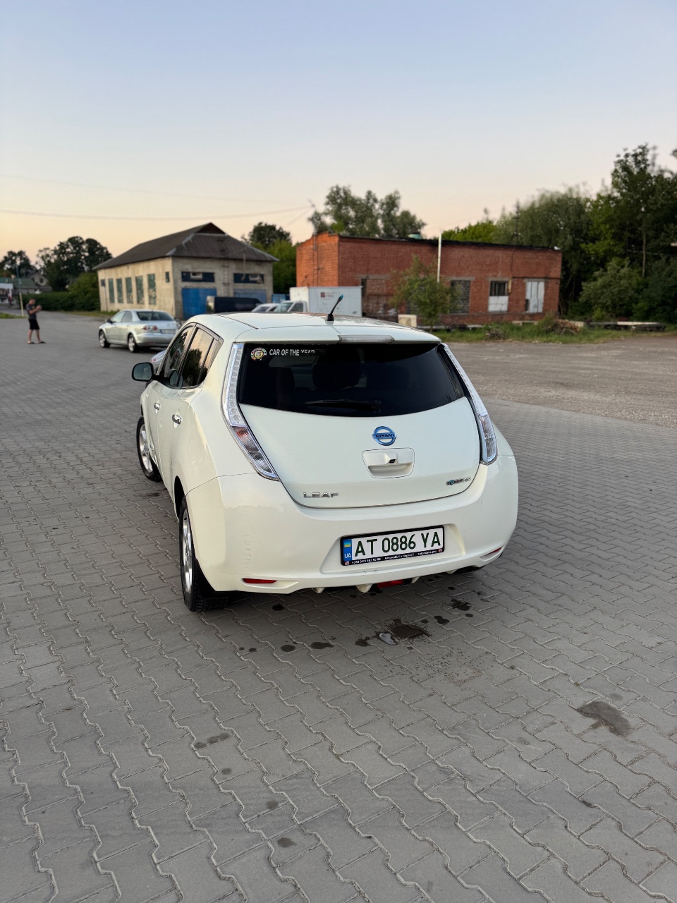 Nissan Leaf - фото 6